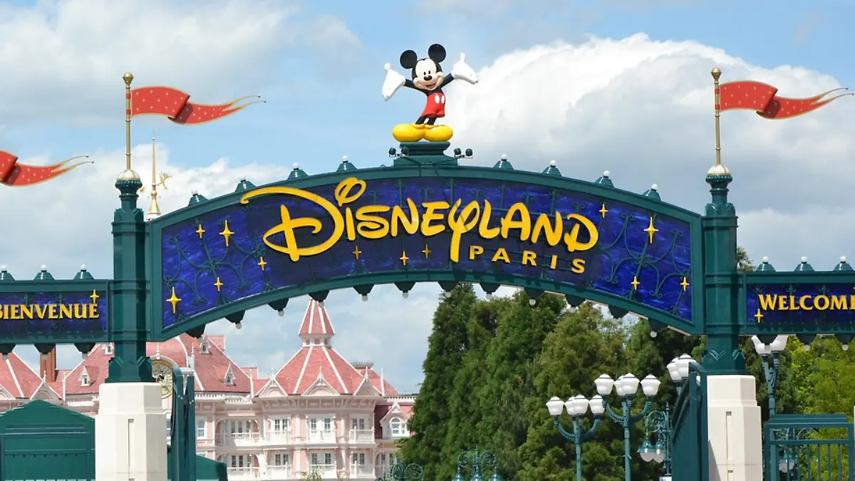 ¿Maléfica, eres tú Empleado de Disneyland Paris interrumpe propuesta de matrimonio